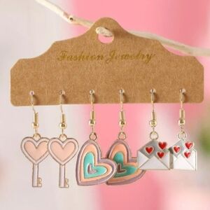 New 3 pairs of Valentine earrings